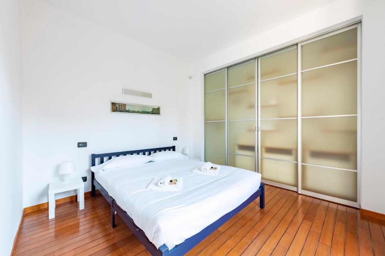 Апартаменты Joivy Modern Flat Next To The Sea Генуя Экстерьер фото