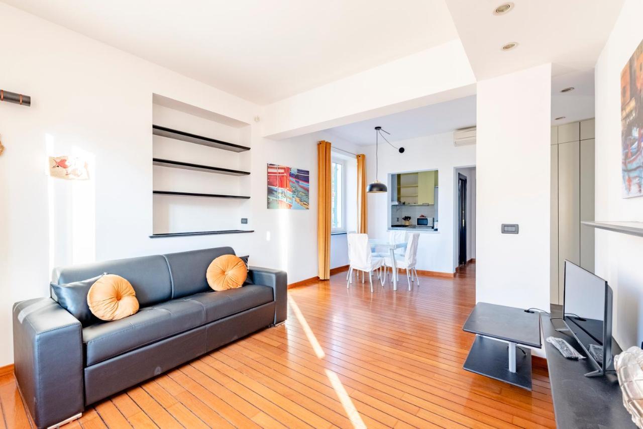 Апартаменты Joivy Modern Flat Next To The Sea Генуя Экстерьер фото